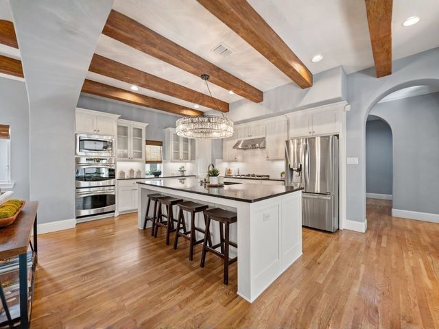 2304 Cardinal Boulevard, Carrollton, TX 75010