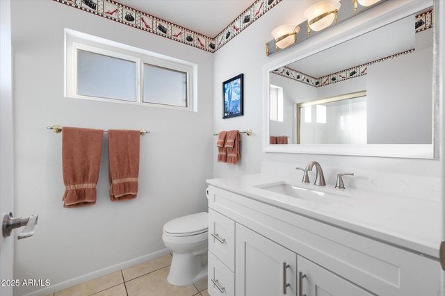 625 LEISURE WORLD --, Mesa, AZ 85206