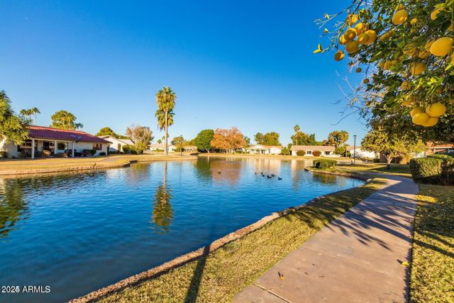 625 LEISURE WORLD --, Mesa, AZ 85206