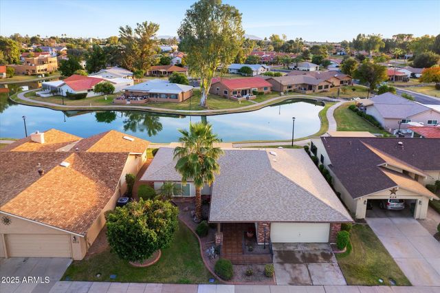 625 LEISURE WORLD --, Mesa, AZ 85206