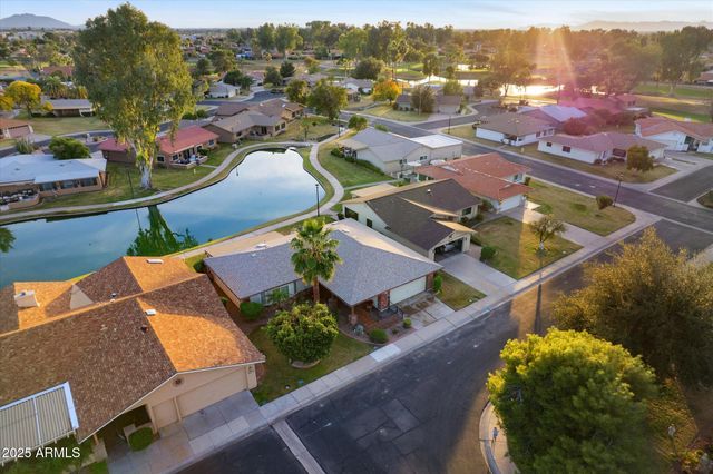 625 LEISURE WORLD --, Mesa, AZ 85206