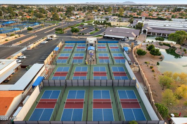 625 LEISURE WORLD --, Mesa, AZ 85206