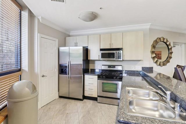 1480 Broadway 2621, San Diego, CA 92101