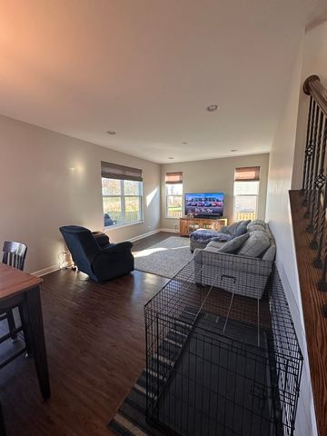 2732 Woodworth Avenue, Woodstock, IL 60098