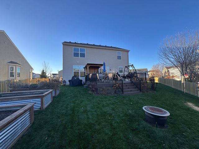 2732 Woodworth Avenue, Woodstock, IL 60098