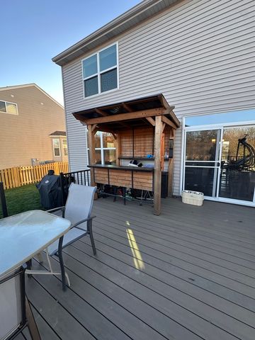 2732 Woodworth Avenue, Woodstock, IL 60098