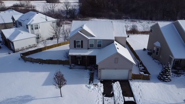 2732 Woodworth Avenue, Woodstock, IL 60098