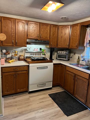 9136 Richfield Court, Saint Helen, MI 48656