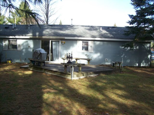 9136 Richfield Court, Saint Helen, MI 48656