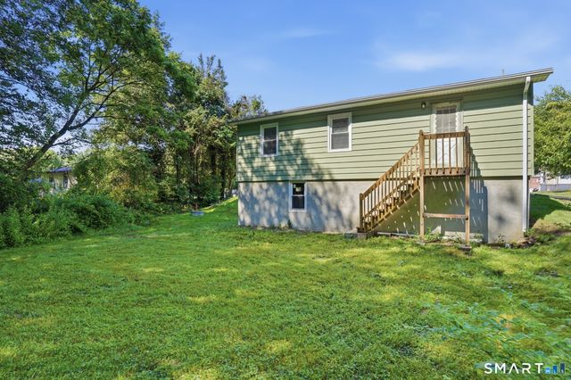 16 Tunnel Hill Court, Lisbon, CT 06351