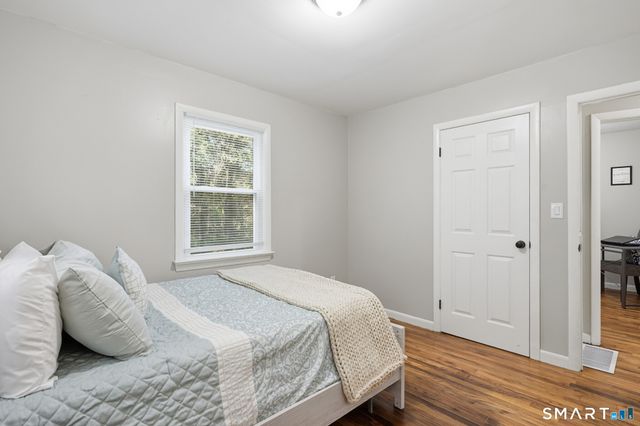 16 Tunnel Hill Court, Lisbon, CT 06351