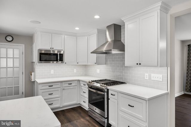 1220 W ATLANTIC AVE, Blackwood, NJ 08012