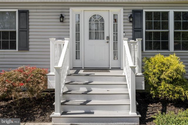 1220 W ATLANTIC AVE, Blackwood, NJ 08012