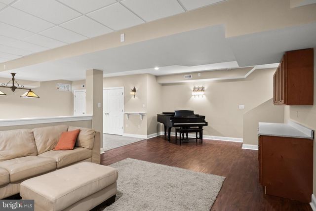1220 W ATLANTIC AVE, Blackwood, NJ 08012