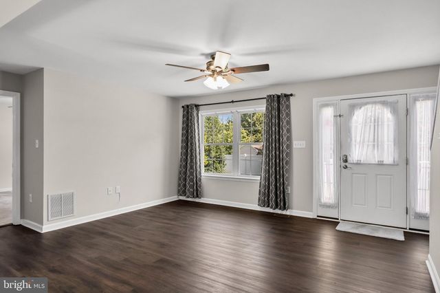 1220 W ATLANTIC AVE, Blackwood, NJ 08012