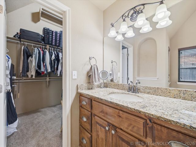 7058 E 127th Street S, Bixby, OK 74008