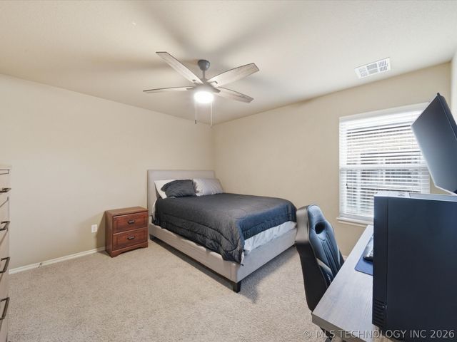 7058 E 127th Street S, Bixby, OK 74008