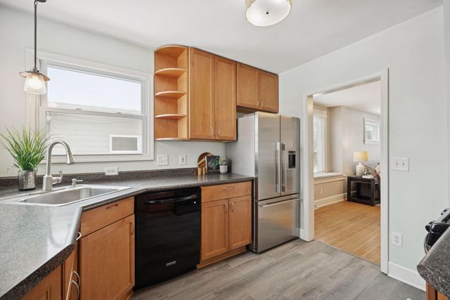 1275 Niles Avenue, Saint Paul, MN 55116