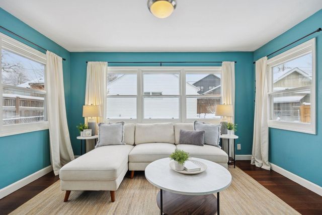 1275 Niles Avenue, Saint Paul, MN 55116