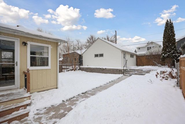 1275 Niles Avenue, Saint Paul, MN 55116