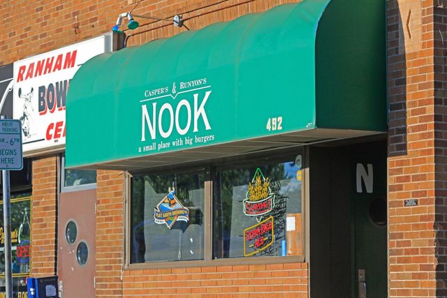 1275 Niles Avenue, Saint Paul, MN 55116