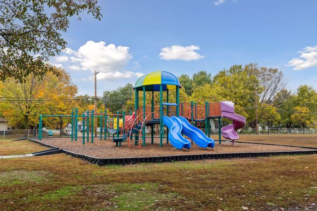 1275 Niles Avenue, Saint Paul, MN 55116