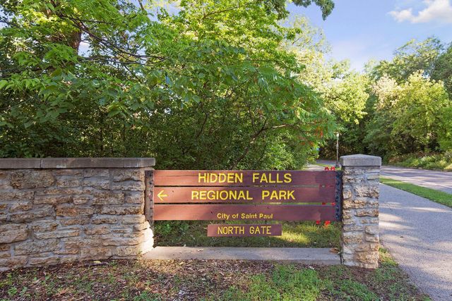 1275 Niles Avenue, Saint Paul, MN 55116