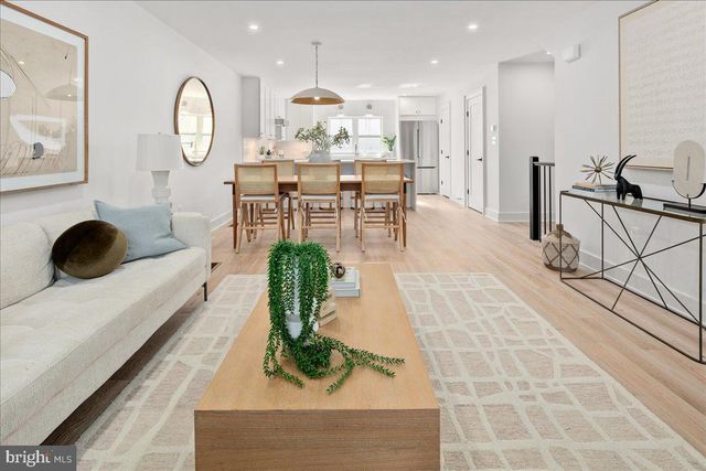 909 N IRVING ST, Arlington, VA 22201