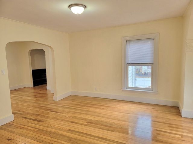 28 Bryant St, Malden, MA 02148