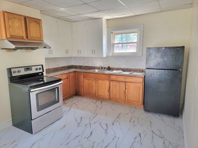 28 Bryant St, Malden, MA 02148