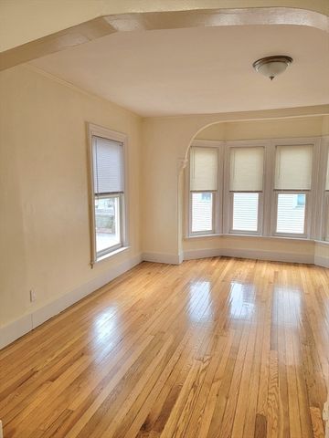 28 Bryant St, Malden, MA 02148