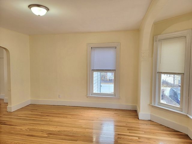 28 Bryant St, Malden, MA 02148