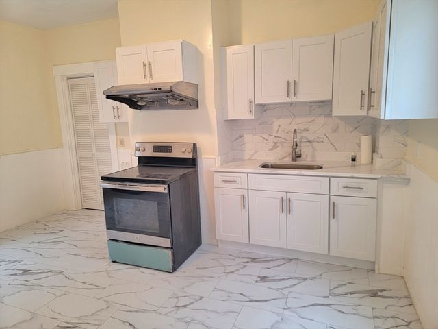 28 Bryant St, Malden, MA 02148