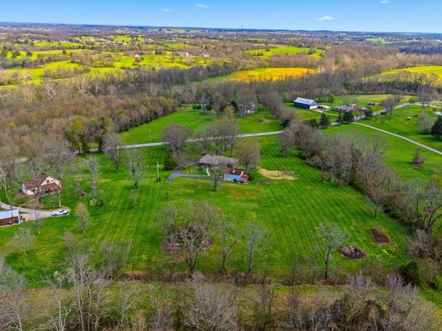 1460 Bonds Mill Road, Lawrenceburg, KY 40342
