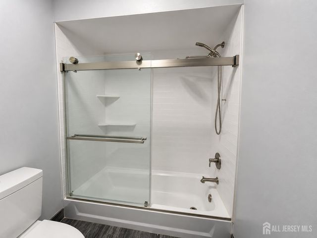 390 Carhart Court, East Brunswick, NJ 08816