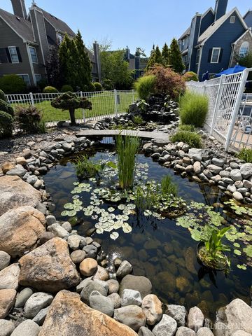 390 Carhart Court, East Brunswick, NJ 08816