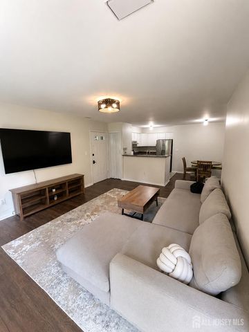 390 Carhart Court, East Brunswick, NJ 08816