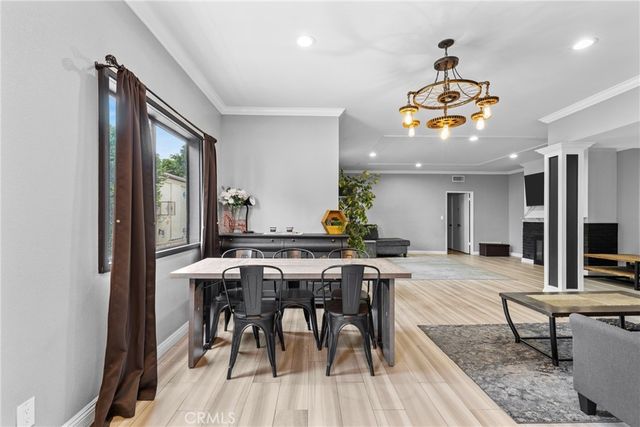 17500 Sherman Way 102, Van Nuys, CA 91406