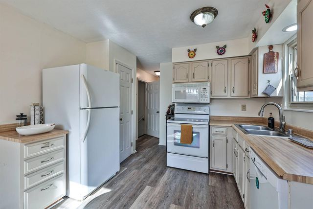 137 Valley View Drive, Southgate, KY 41071