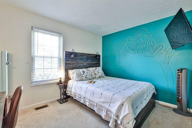 137 Valley View Drive, Southgate, KY 41071