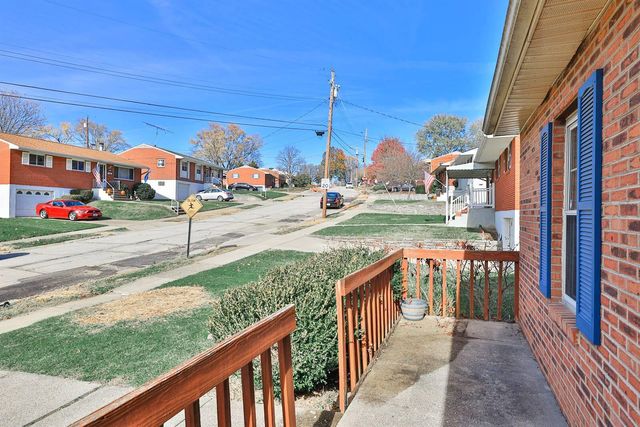 137 Valley View Drive, Southgate, KY 41071