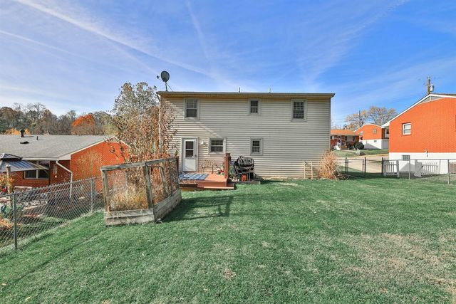 137 Valley View Drive, Southgate, KY 41071