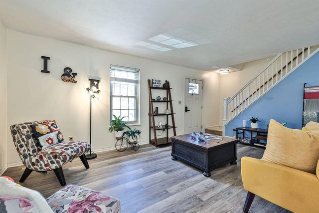 137 Valley View Drive, Southgate, KY 41071