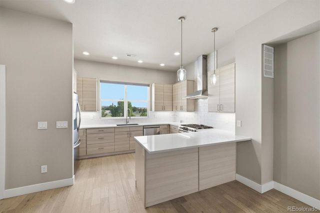 7851 W 51st Avenue B, Arvada, CO 80002