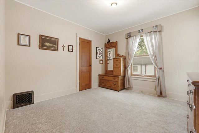 232 JORDAN Street, Council Bluffs, IA 51503