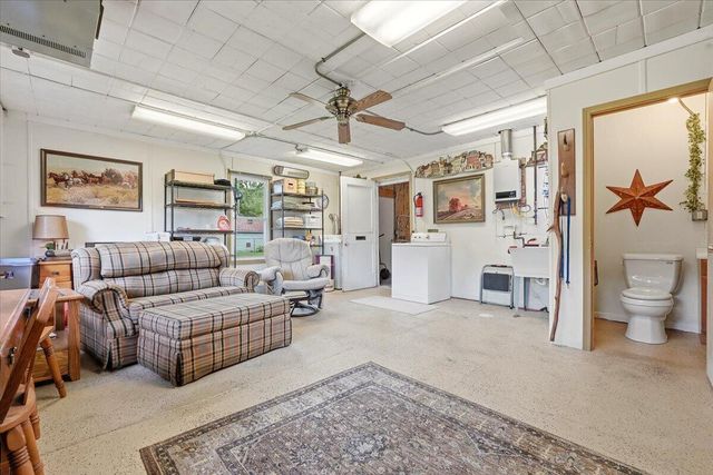 232 JORDAN Street, Council Bluffs, IA 51503