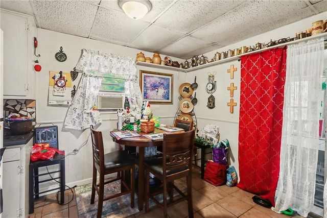 204 Adams Circle SE, Silver Creek, GA 30173