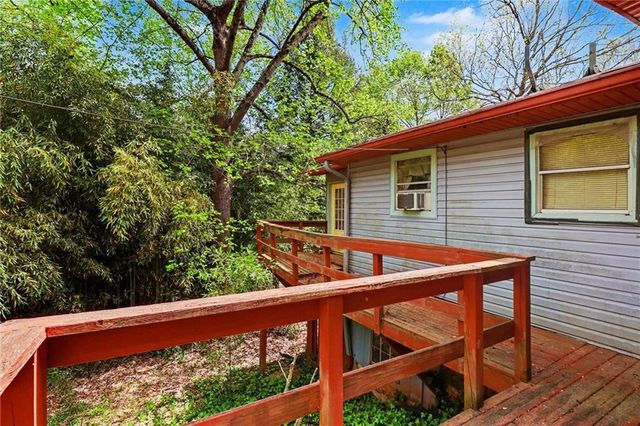 204 Adams Circle SE, Silver Creek, GA 30173
