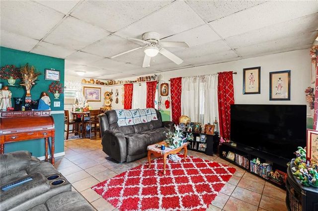 204 Adams Circle SE, Silver Creek, GA 30173