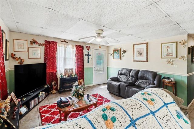 204 Adams Circle SE, Silver Creek, GA 30173